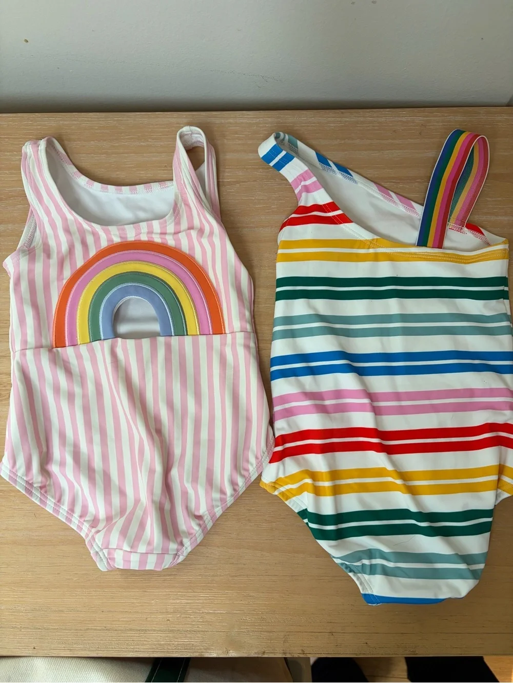 NWOT Hanna Andersson Rainbow Swimsuit bundle Size 3T (90 cm)